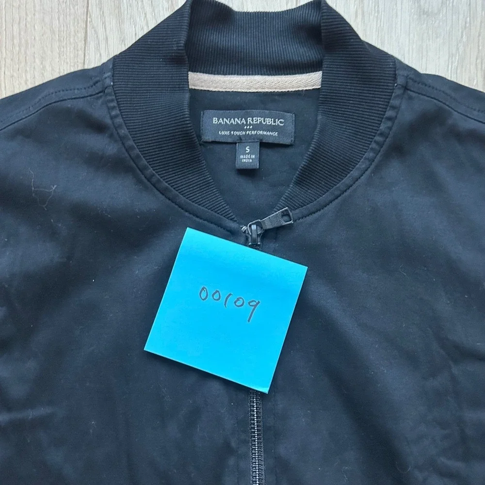 Banana Republic Factory Luxe‎ Touch Performance Bomber Jacket Black Mens Small
